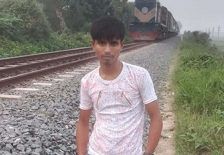 নলডাঙ্গা ট্রেনে কাটা পড়ে যুবকের মৃত্যু