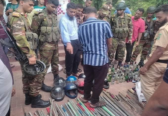 সিকৃবিতে সেনাবাহিনীর অভিযান, দেশীয় অস্ত্র উদ্ধার
