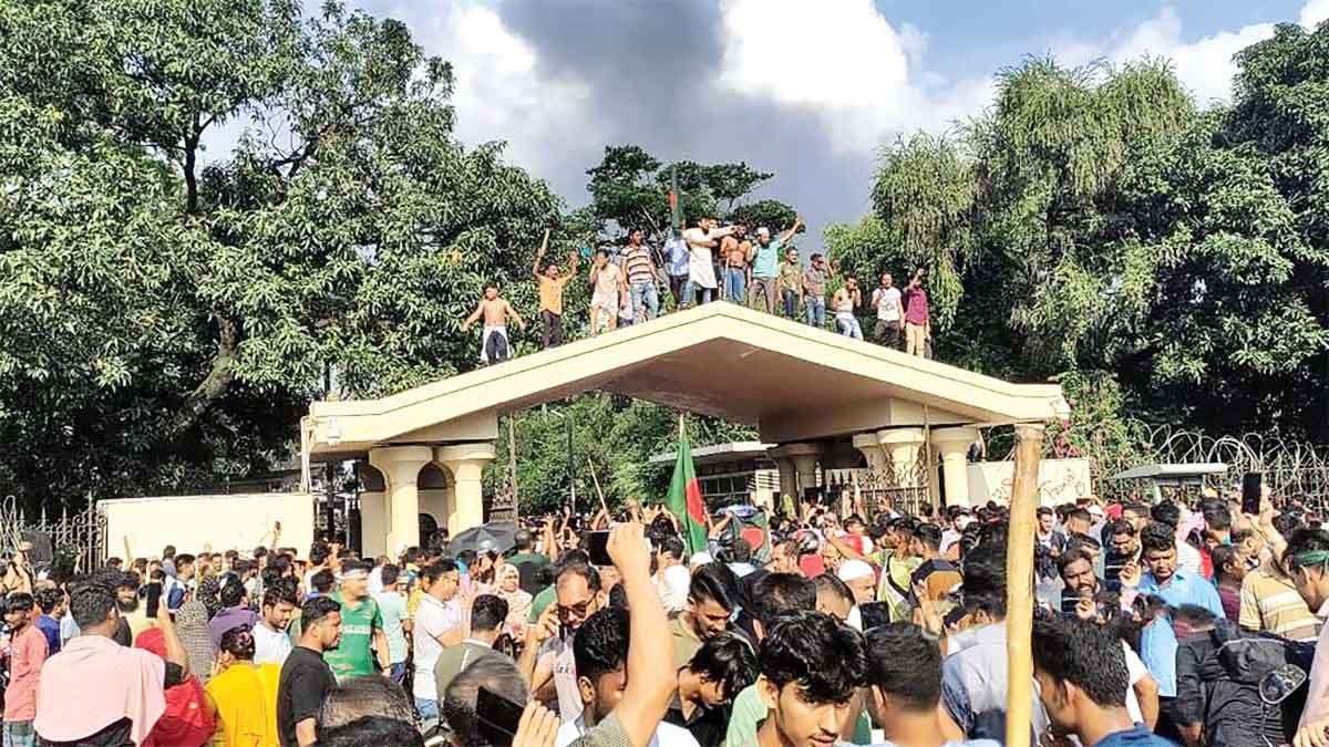 গণভবনকে 'জুলাই গণ-অভু্যত্থান স্মৃতি জাদুঘর' করার সিদ্ধান্ত