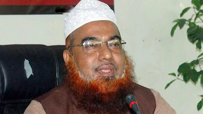 চেয়েছিলেন নৌকা, পেলেন জাতীয় মসজিদের খতিবের পদ