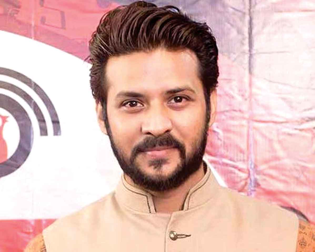 অন্তর্বর্তীকালীন সরকারের প্রথম বিজ্ঞাপনের মডেল নিরব