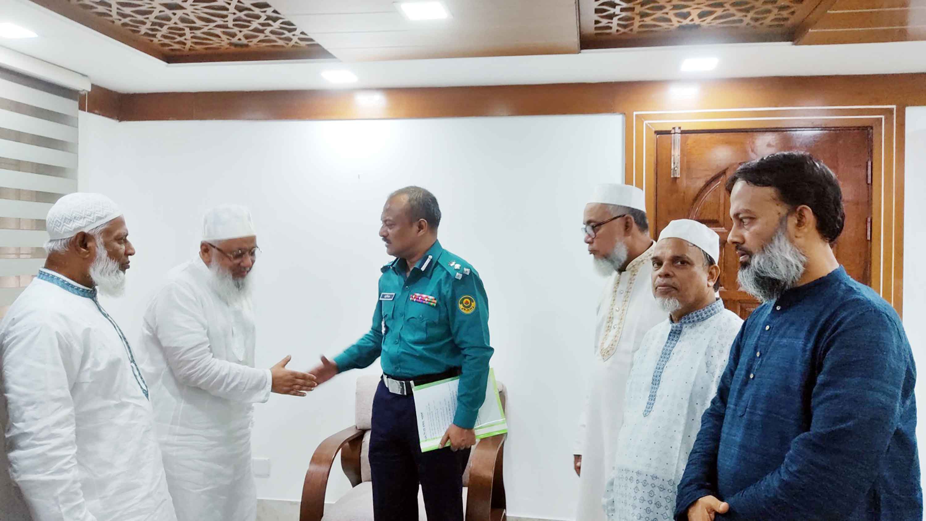 দেশ পুনর্গঠনে সবাইকে একযোগে কাজ করতে হবে :শাহজাহান চৌধুরী