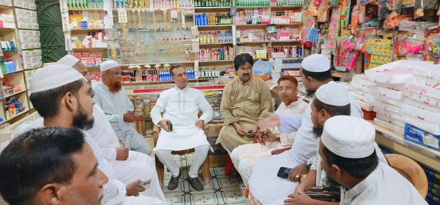 মান্দায় কেন্দ্রীয় বিএনপি নেতা’র মতবিনিময়