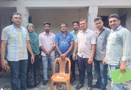 ঈশ্বরদীতে ২১০ পিচ ইয়াবাসহ কারবারি আটক