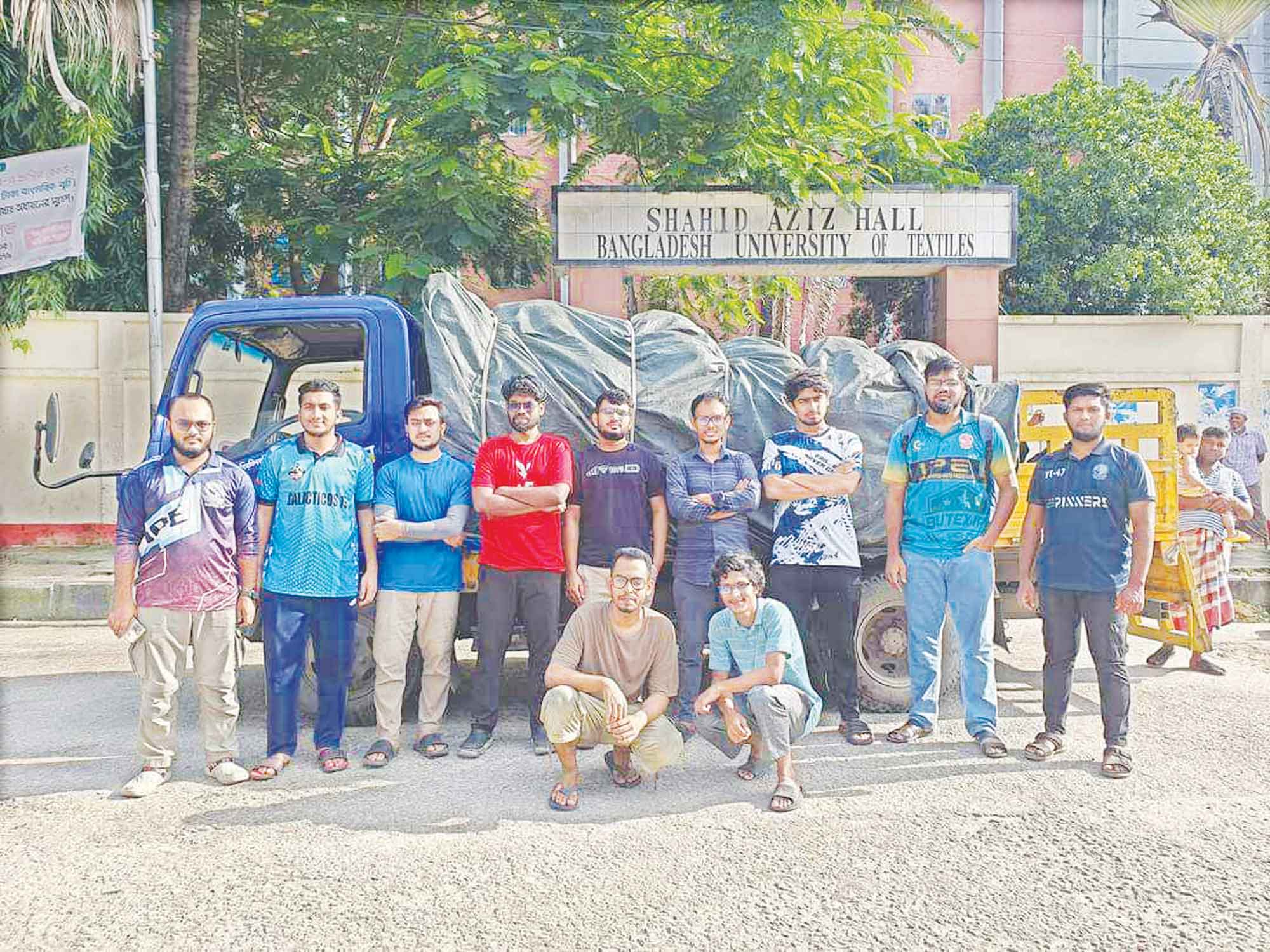 চব্বিশের বন্যা দেখাল শিক্ষার্থীদের মানবিক ঐক্য
