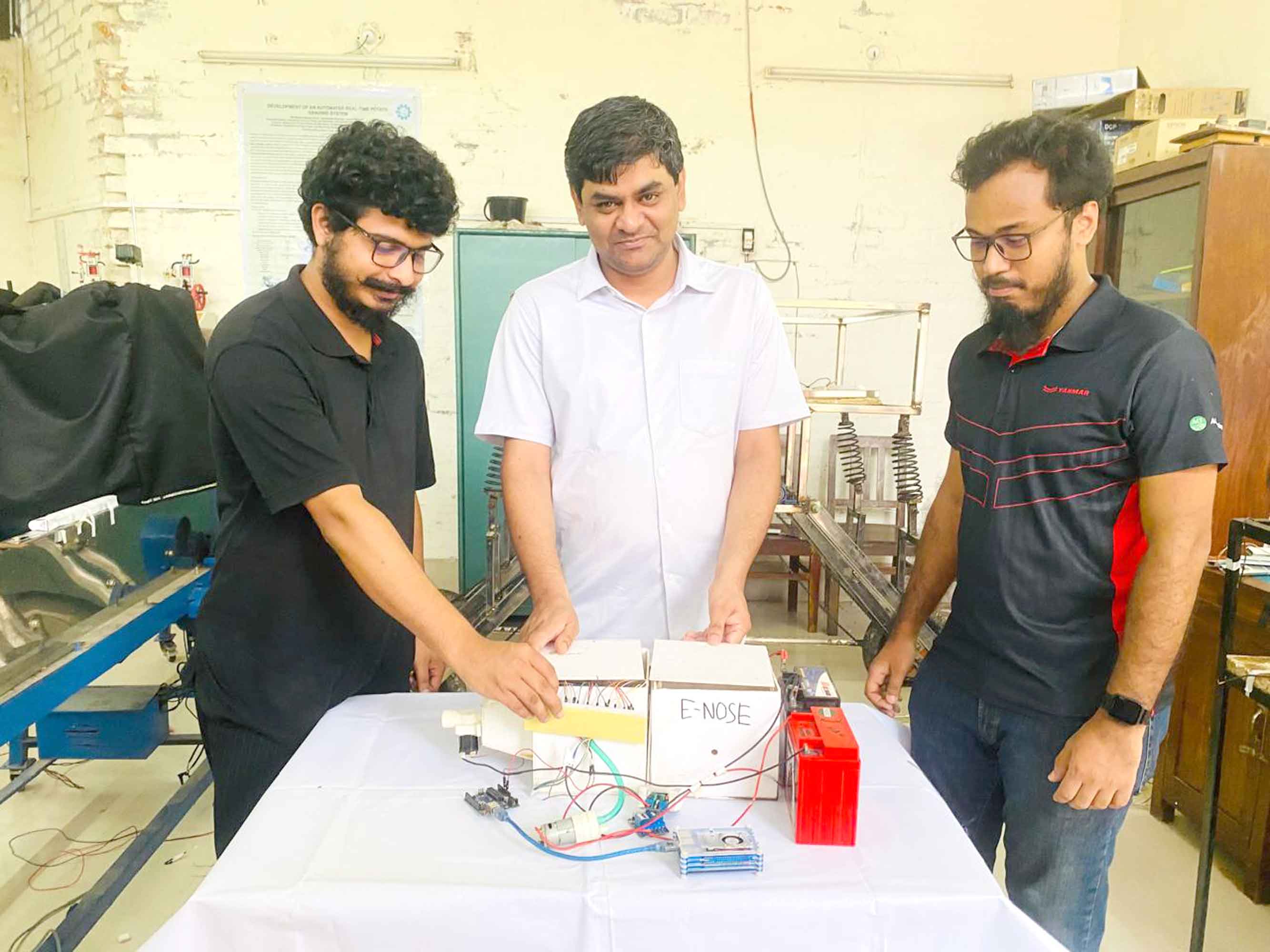 আমের মিষ্টতা শনাক্তের প্রযুক্তি উদ্ভাবন