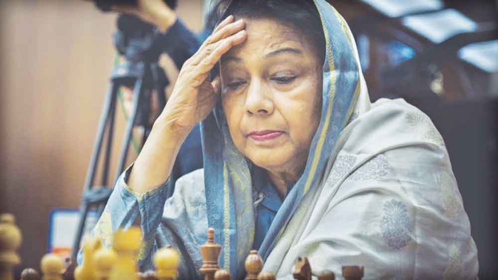 দাবা অলিম্পিয়াডে জয় পেলেন ৮২ বছর বয়সি রাণী হামিদ