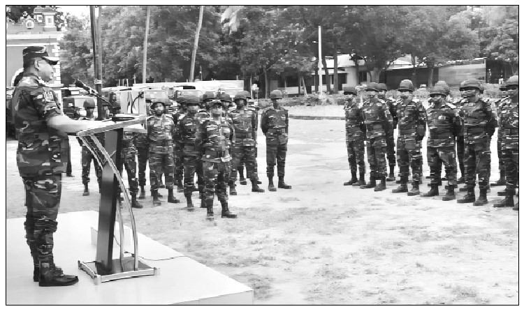 সেনাপ্রধানের গৌরীপুর আর্মি ক্যাম্প পরিদর্শন