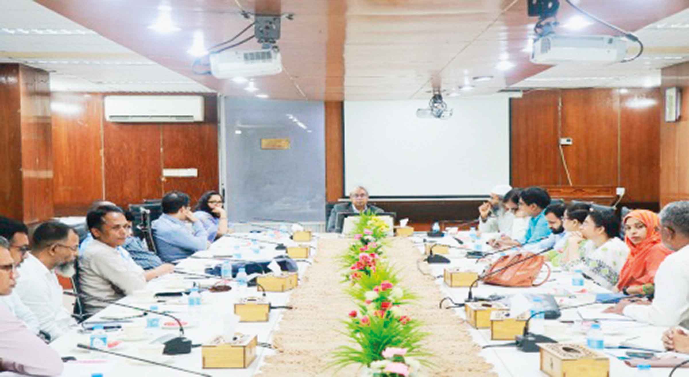 হালাল পণ্যের বাজার সম্প্রসারণ ও রপ্তানিতে করণীয় নির্ধারণ সভা