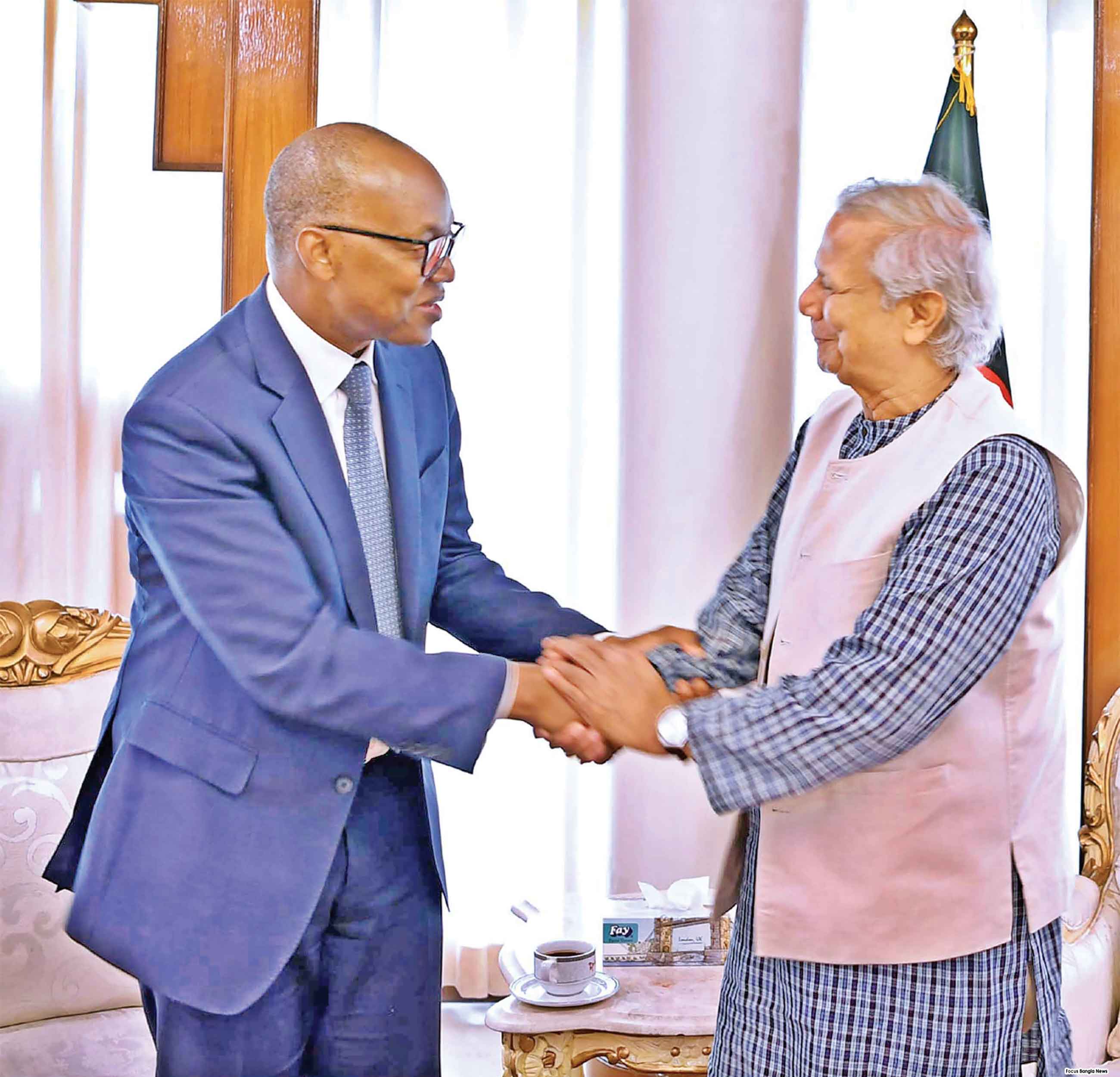 নতুন ২০০ কোটি ডলার ঋণসহায়তার প্রতিশ্রম্নতি বিশ্বব্যাংকের