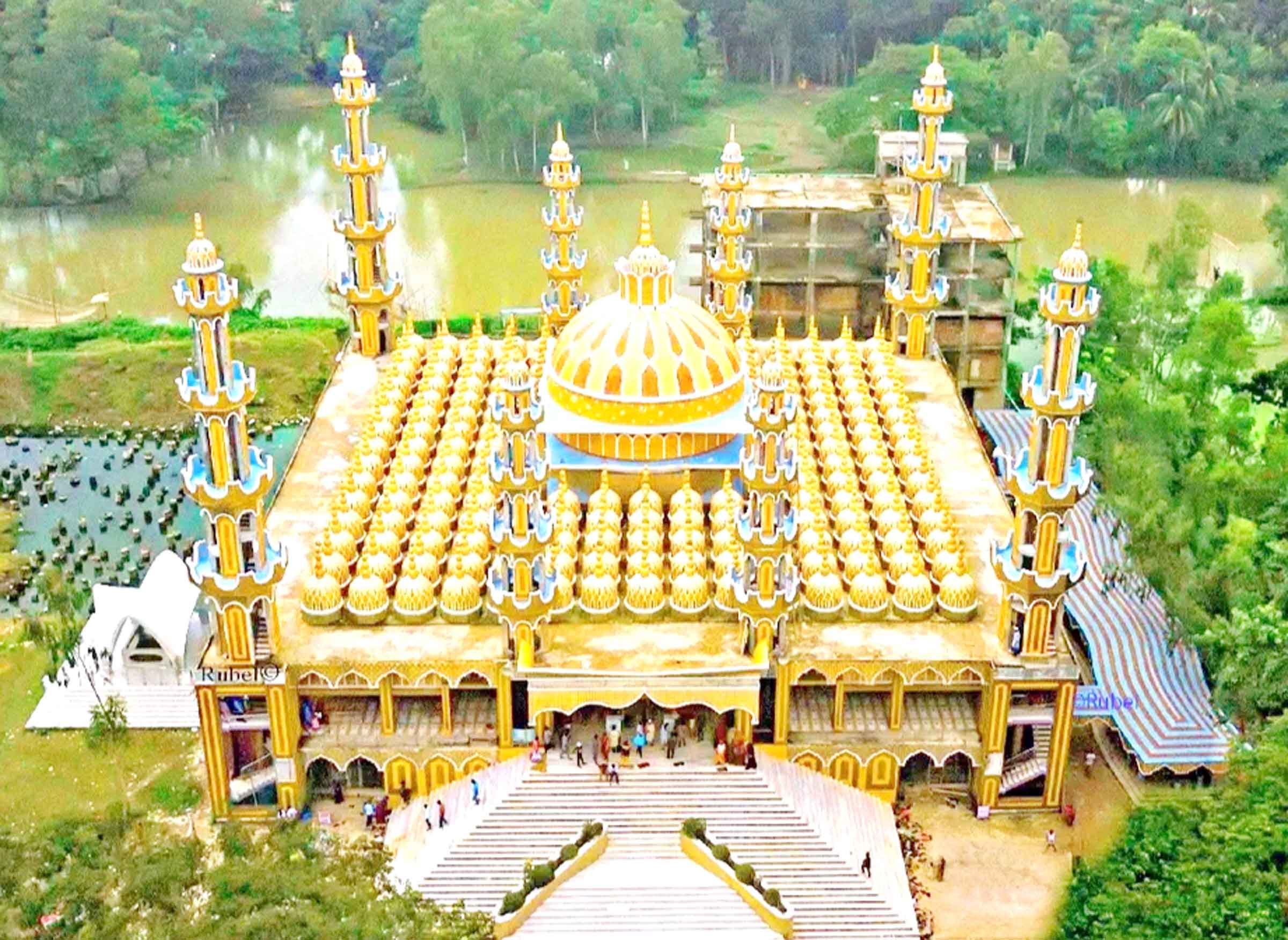 টাঙ্গাইলের ২০১ গম্বুজ মসজিদ