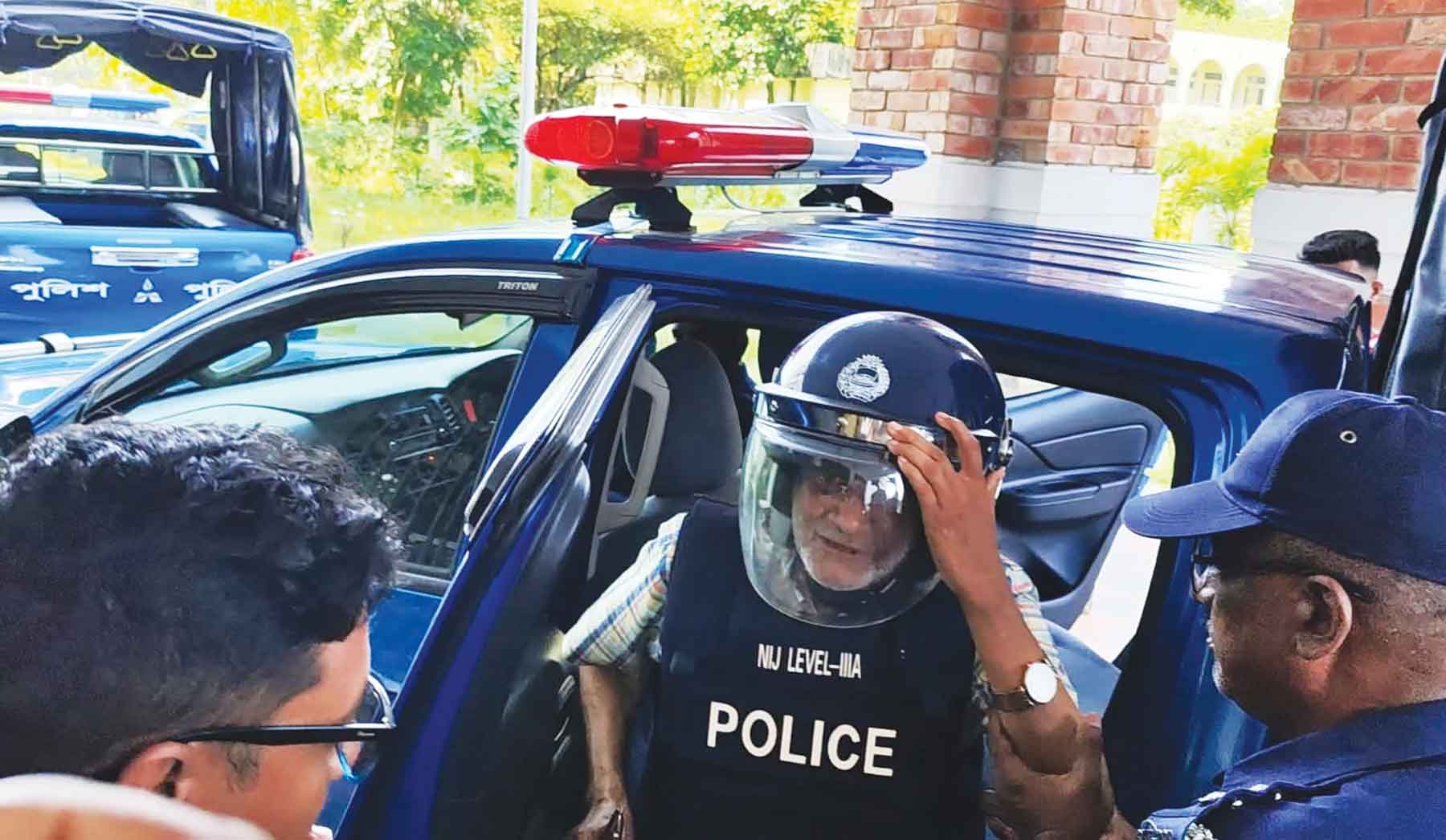 এমএ মান্নান কারাগারে মুক্তি চেয়ে বিক্ষোভ