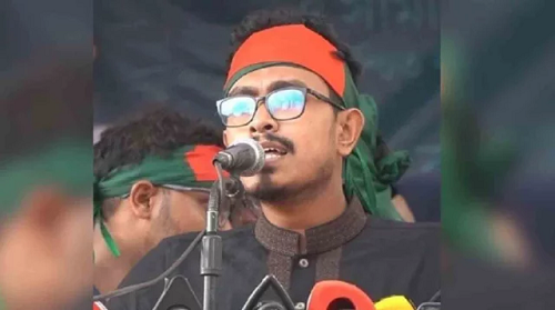 সামাজিক মাধ্যমে ঢাবি শিবির সভাপতিকে তোলপাড়...