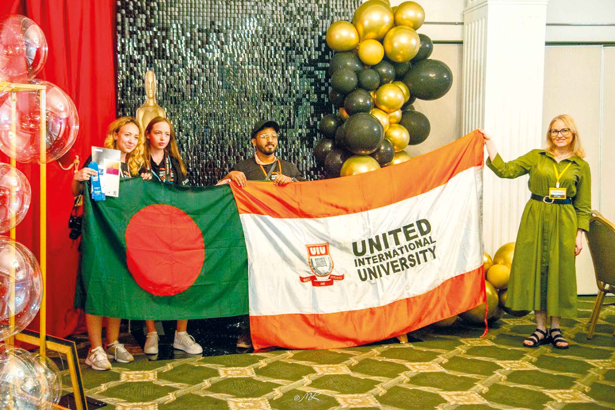 আন্তর্জাতিক যুব ফটো ফেস্টিভ্যালে ইউআইইউর শিক্ষার্থী চ্যাম্পিয়ন