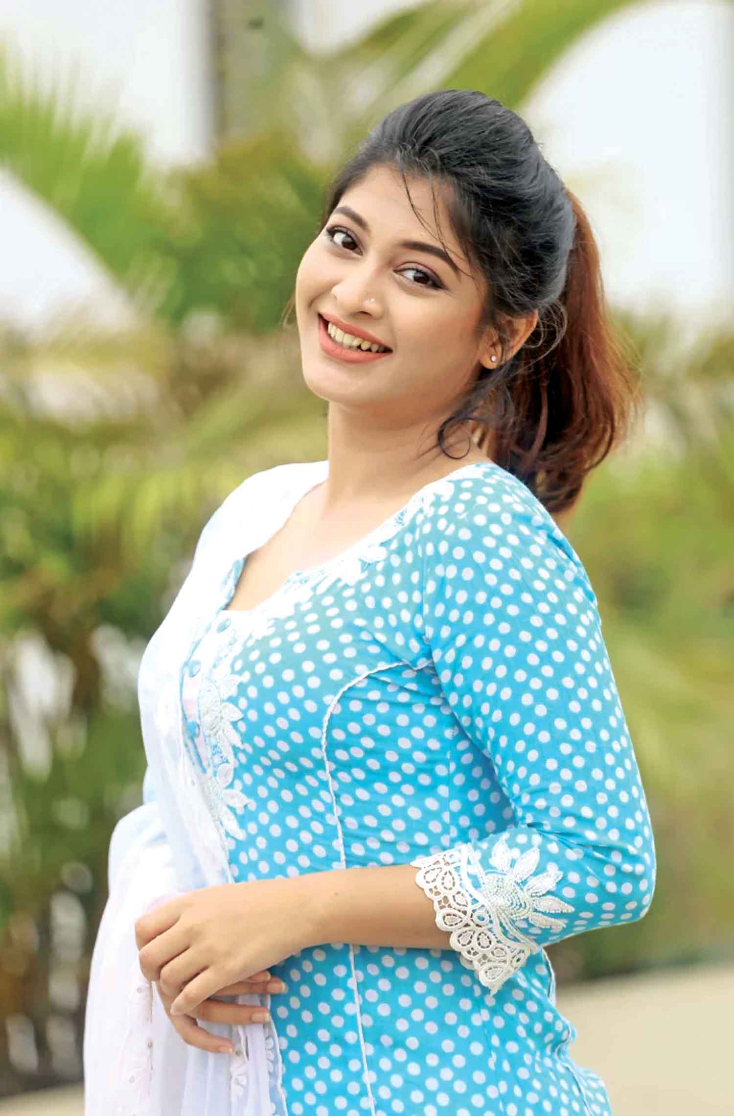 সোশ্যাল মিডিয়া ছাড়াই অভ্যস্ত হয়ে গেছি :সারিকা