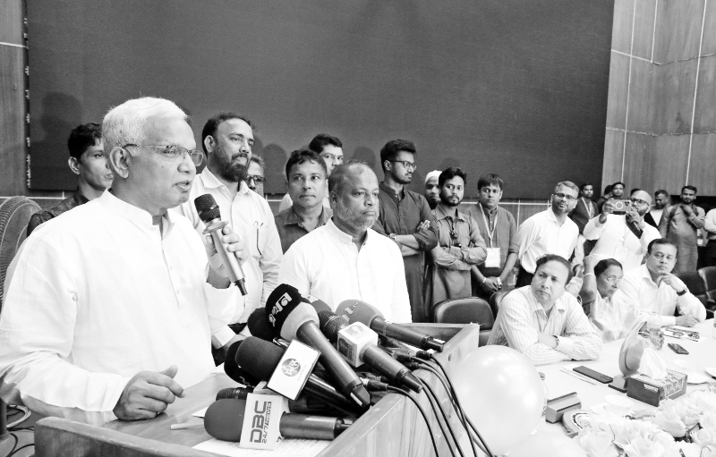 যারা মন্ত্রণালয় চালাচ্ছে, তারা স্বাস্থ্যের কিছুই বোঝে না : ডা. জাহিদ