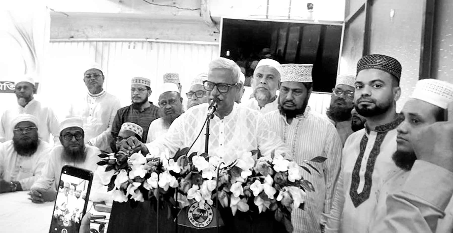 বাংলাদেশকে নিয়ে ভারতের খেল শেষ হয়নি :ফারুক