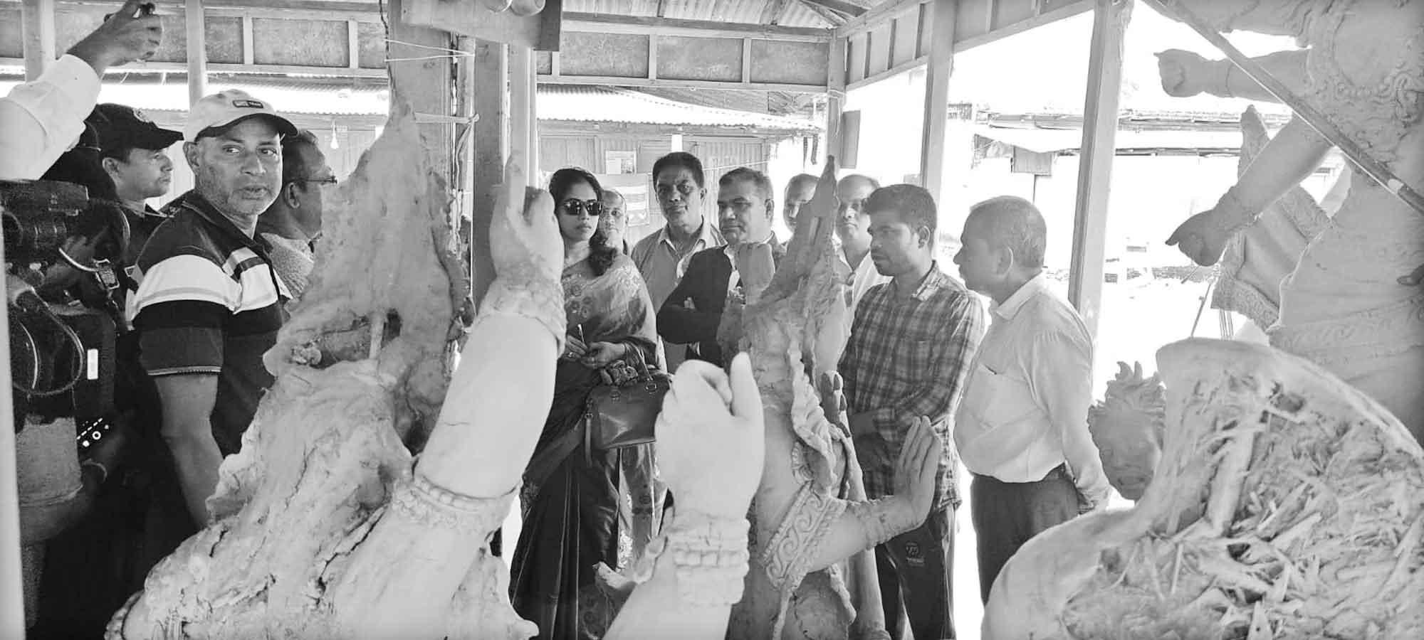প্রতিমা ভাঙচুরের ঘটনায় জাতীয় মানবাধিকার কমিশনের তদন্ত কমিটির ঘটনাস্থল পরিদর্শন