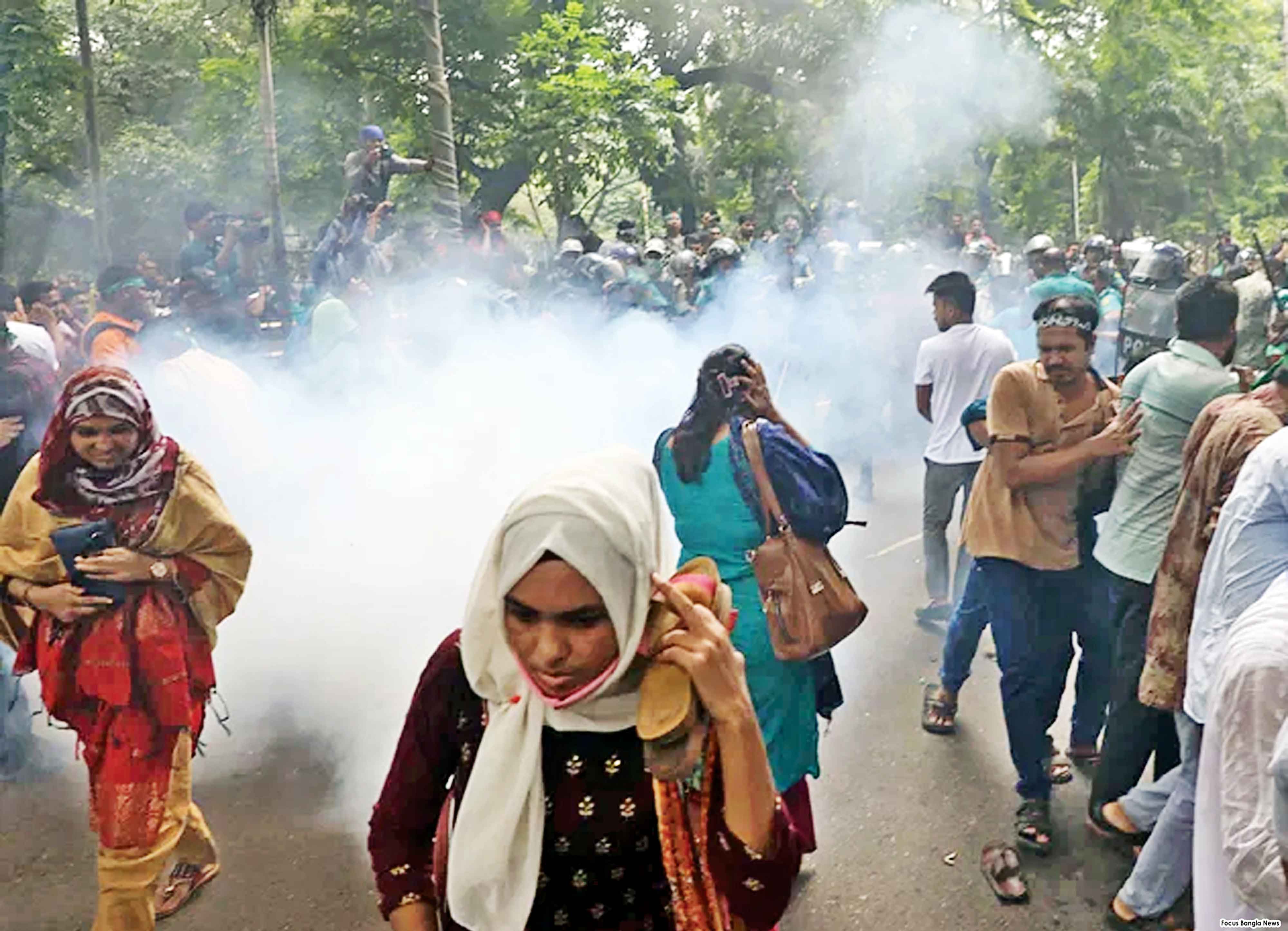 ৩৫ প্রত্যাশীদের আন্দোলন চলবে আজ বৈঠক