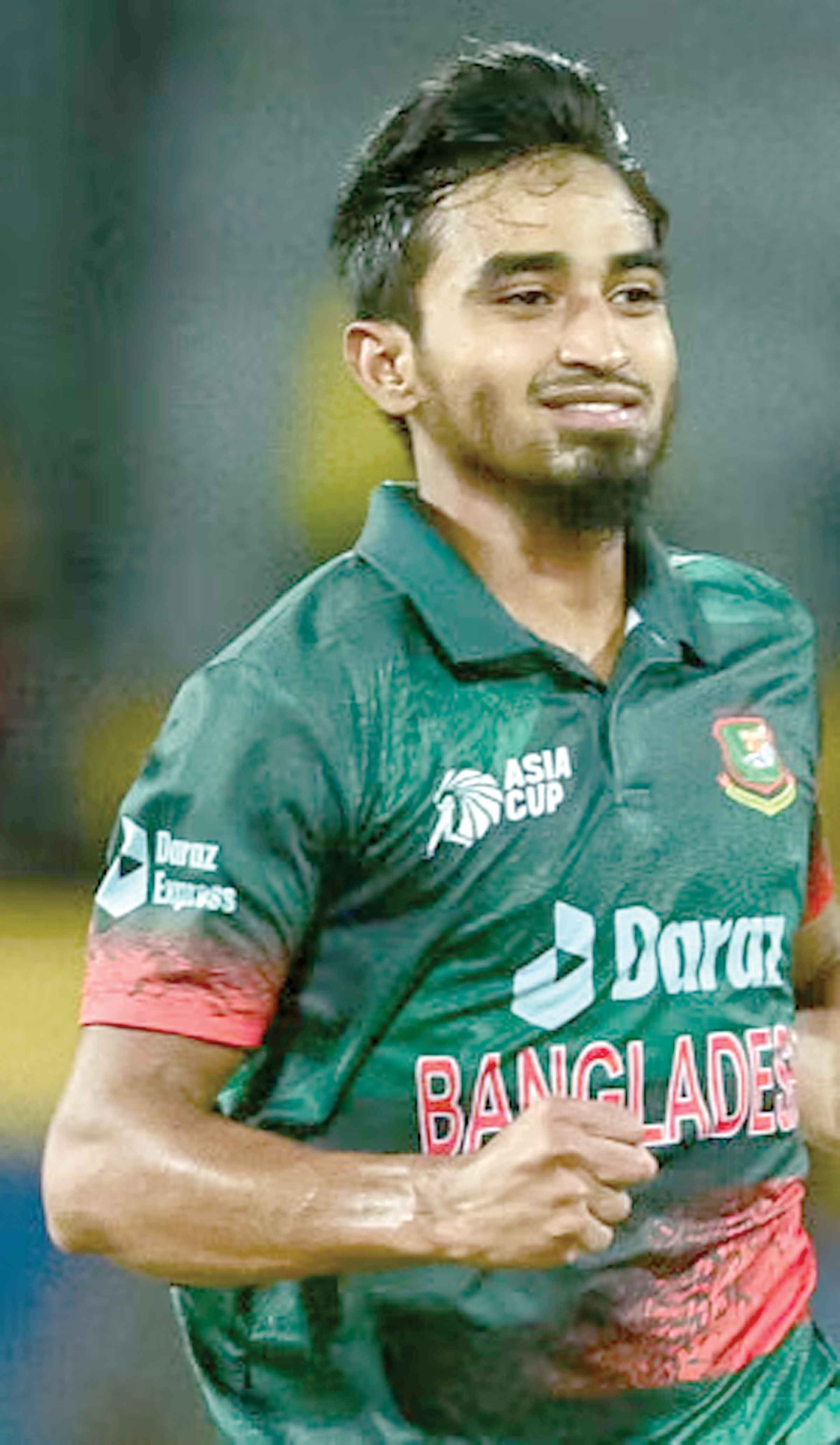 ভারতের চেয়ে টি২০তে বাংলাদেশকেই এগিয়ে রাখছেন তানজিম সাকিব