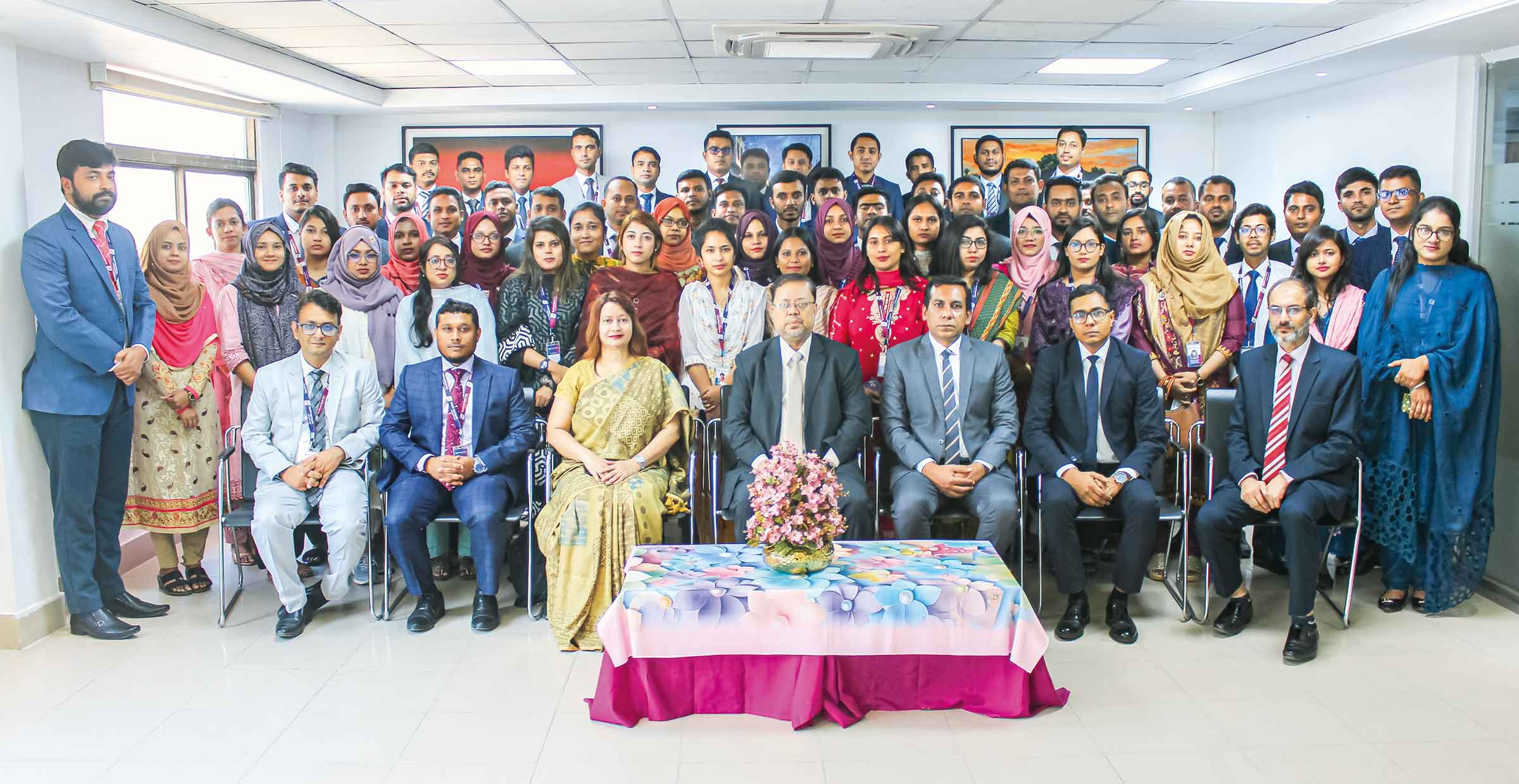 সাউথইস্ট ব্যাংকের দিনব্যাপী বুনিয়াদি প্রশিক্ষণ কোর্সের আয়োজন