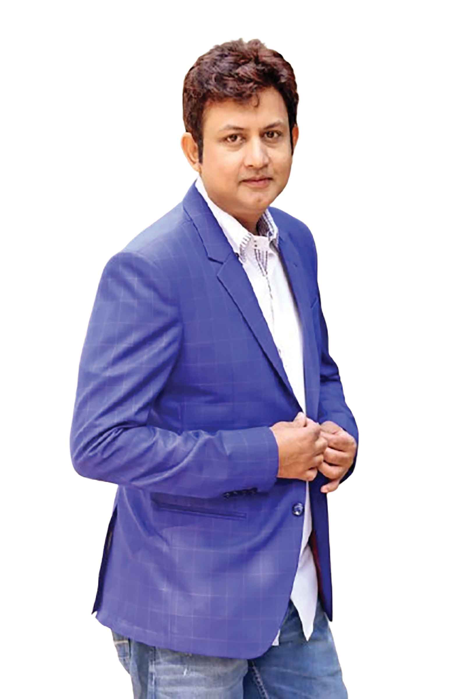 ক্যারিয়ারের তিন দশক পেরিয়ে আমিন খান
