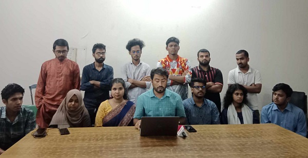জাবিতে ১৭ সমন্বয়কের পদত্যাগ : তোলপাড়