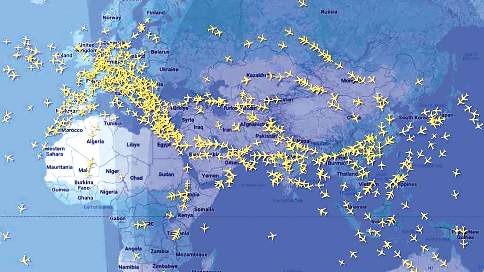 ইরানের আকাশ এড়াচ্ছে ঢাকা-ইউরোপগামী এয়ারলাইন্স