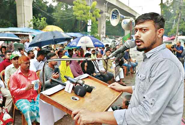 দেশের মাটিতেই গণহত্যার নির্দেশদাতাদের বিচার দাবি
