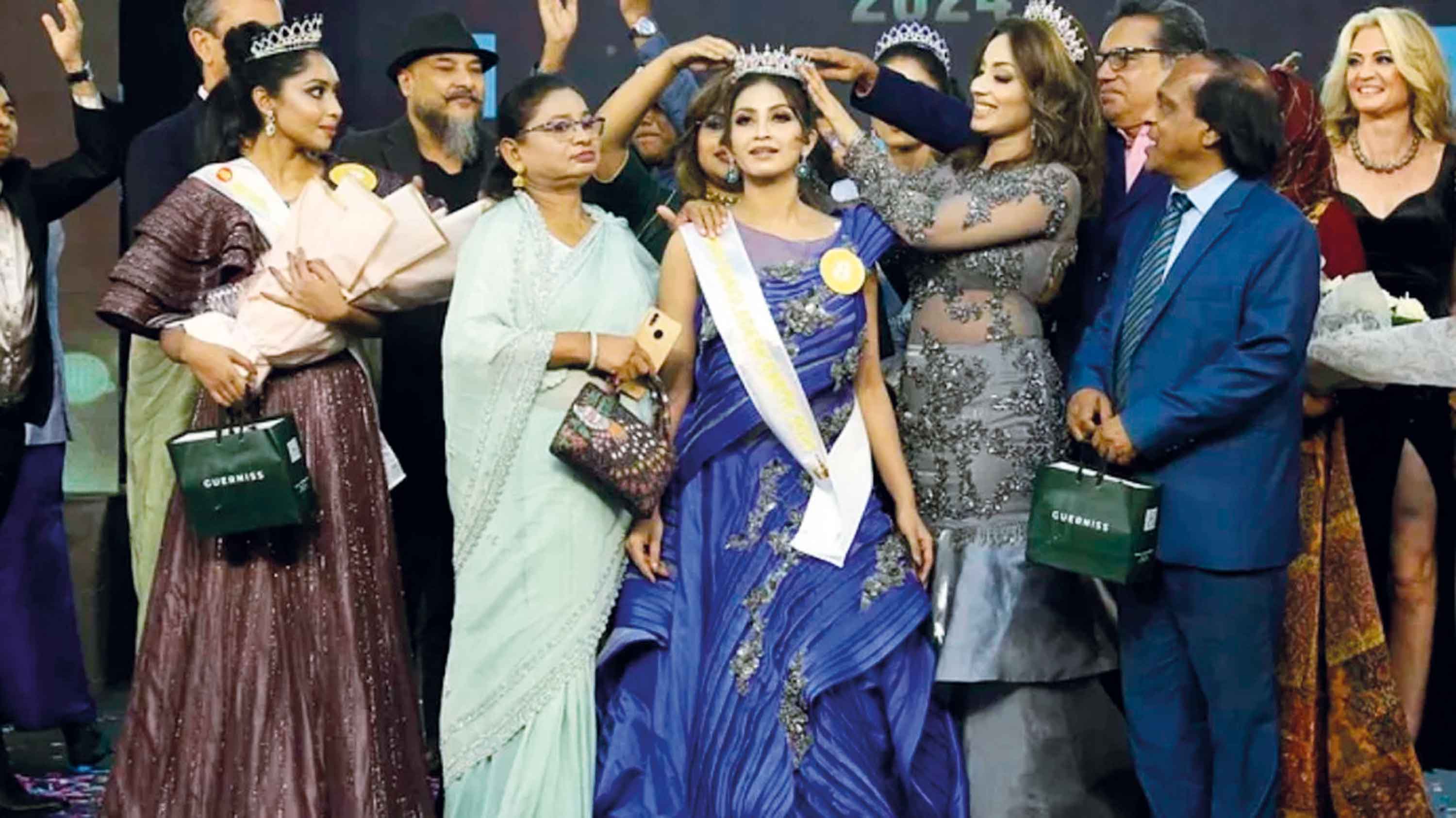 'মিস বাংলাদেশ' মুকুট জিতলেন ইচ্ছা