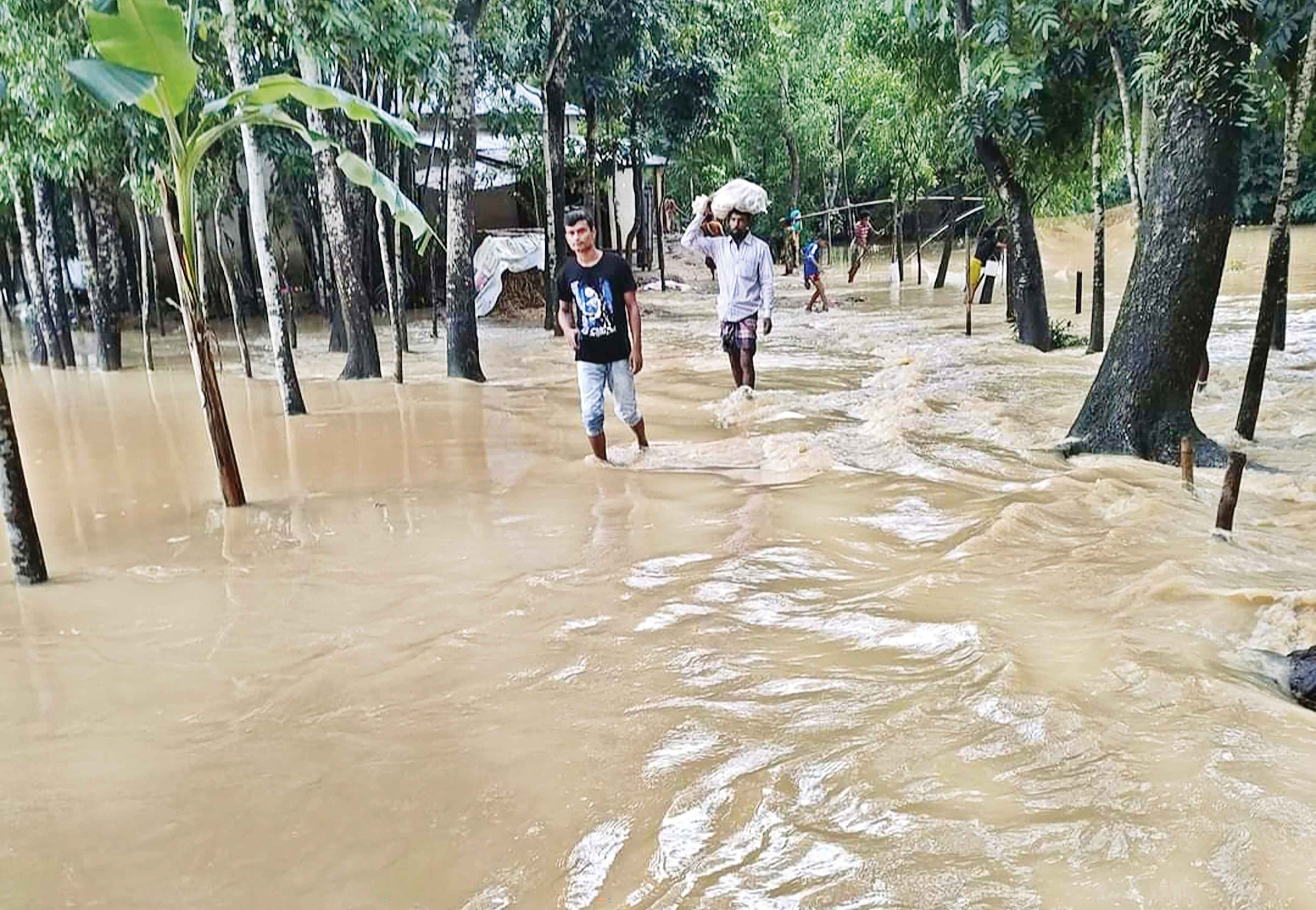 ঢল অব্যাহত, পস্নাবিত নতুন নতুন এলাকা