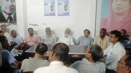 সাম্প্রদায়িক সম্প্রীতি বজায় রাখতে বিএনপি নেতাকর্মীরা কাজ করেছেন : মাহমুদুল হক