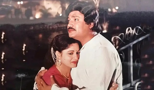 সবাই তো ভালবাসা চায়, কেউ পায়, কেউবা হারায়