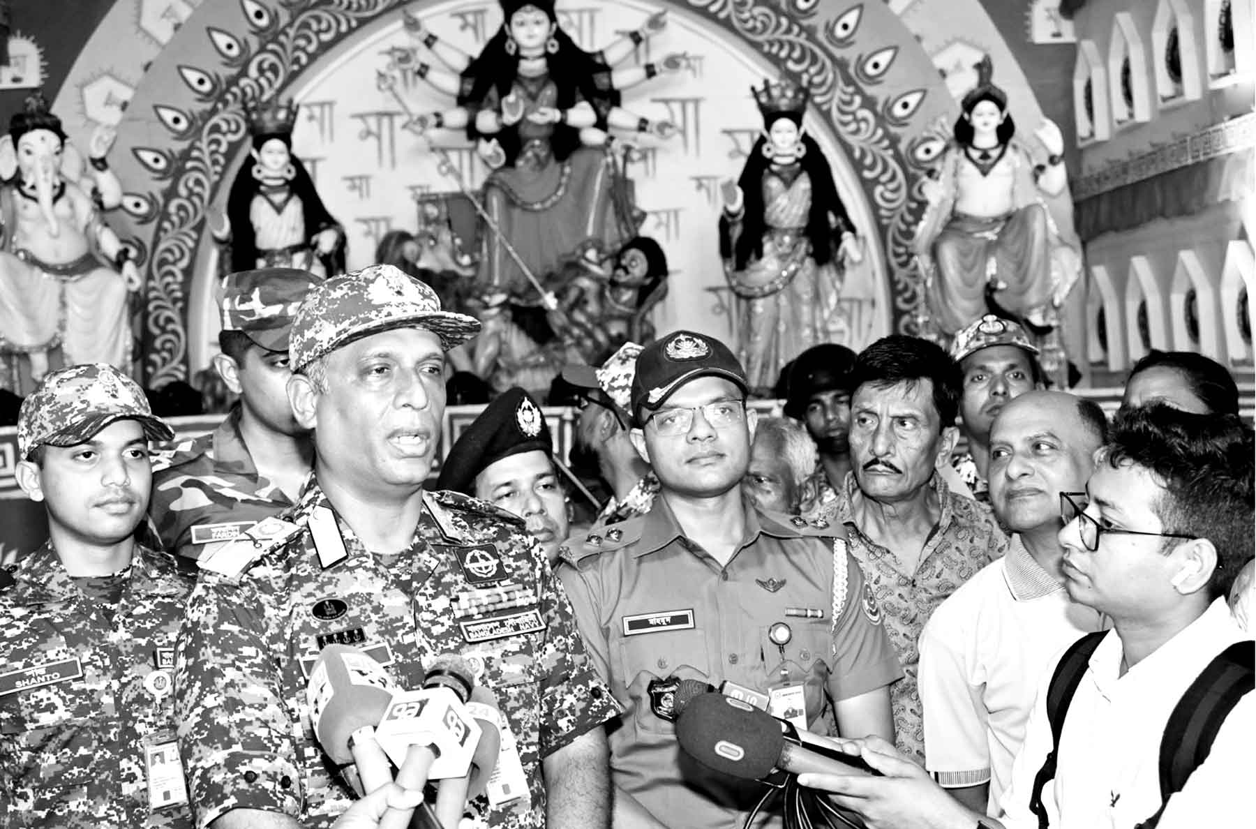 দুর্গাপূজায় নিরাপত্তাব্যবস্থা জোরদার করেছে নৌবাহিনী