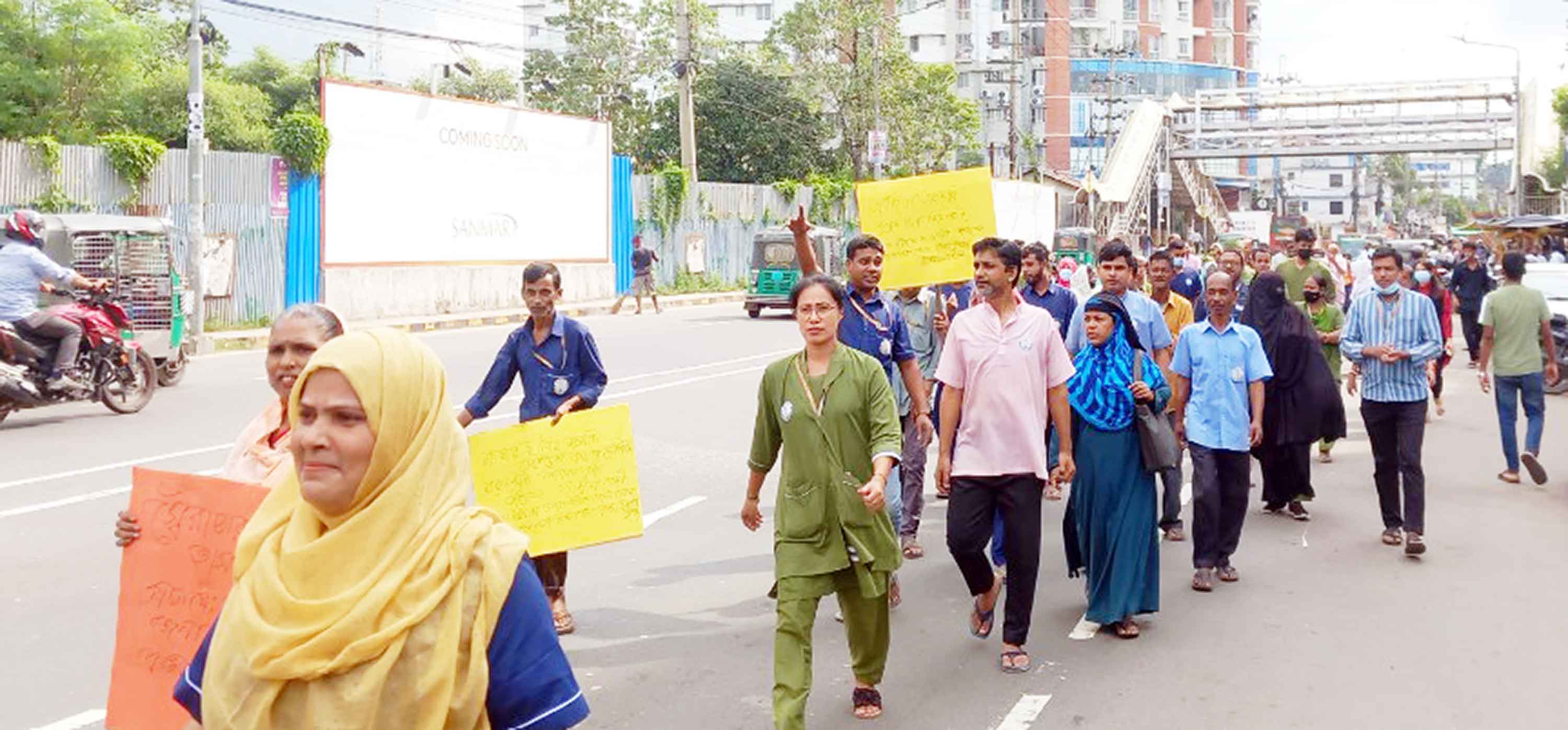 চট্টগ্রাম ডায়াবেটিক হাসপাতাল একদফা দাবিতে নার্সদের কর্মবিরতি