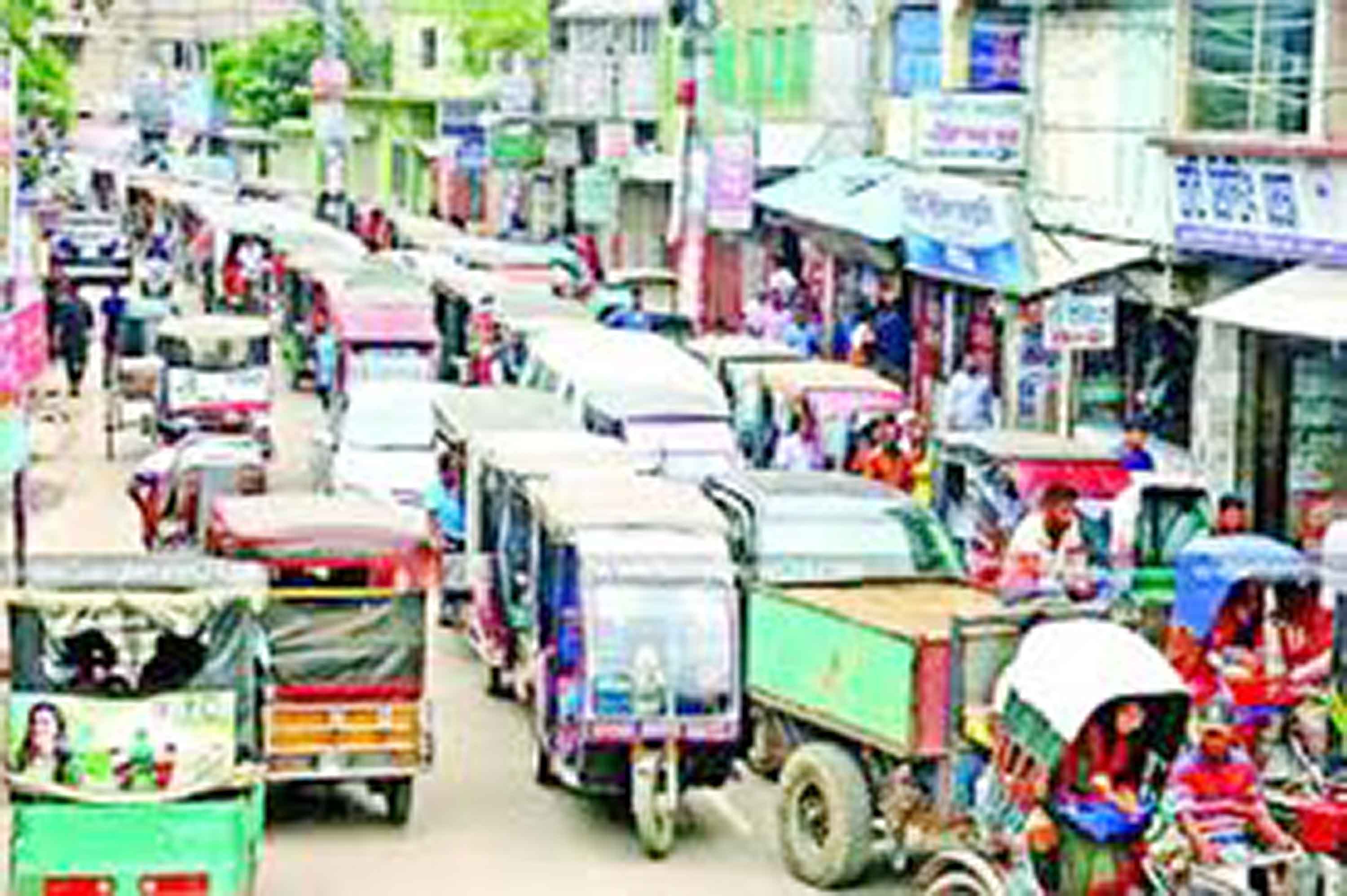 খুলনায় যাত্রীর তুলনায় ইজিবাইক-রিকশা বেশি