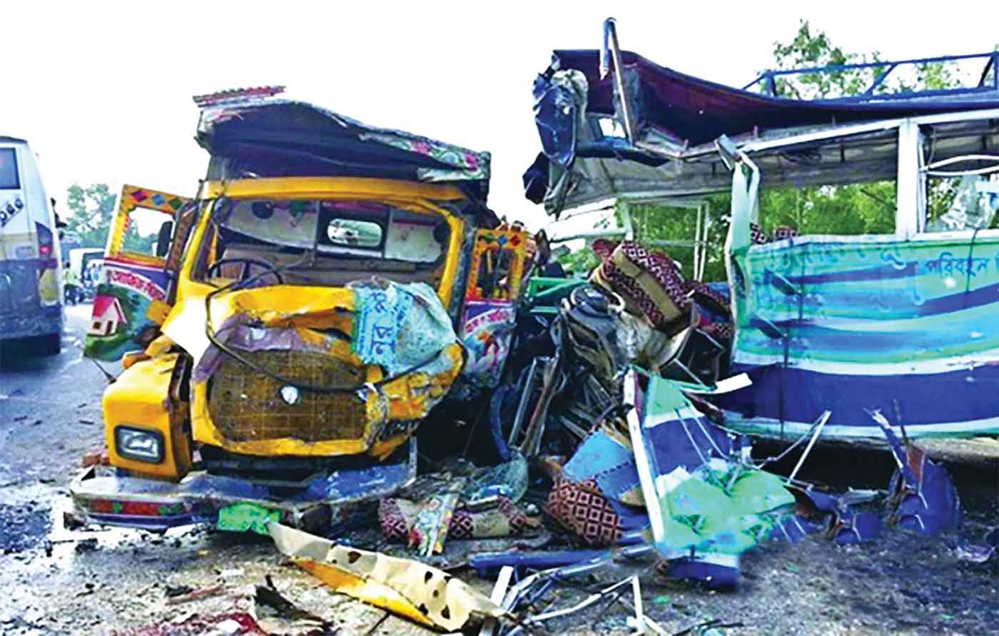 সাড়ে ৫ বছরে সড়ক দুর্ঘটনায় ক্ষতি ৮৮ হাজার কোটি টাকা