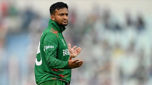 আপনি ভালোবাসুন বা ঘৃণা করুন, পরোয়া করি না : সাকিব