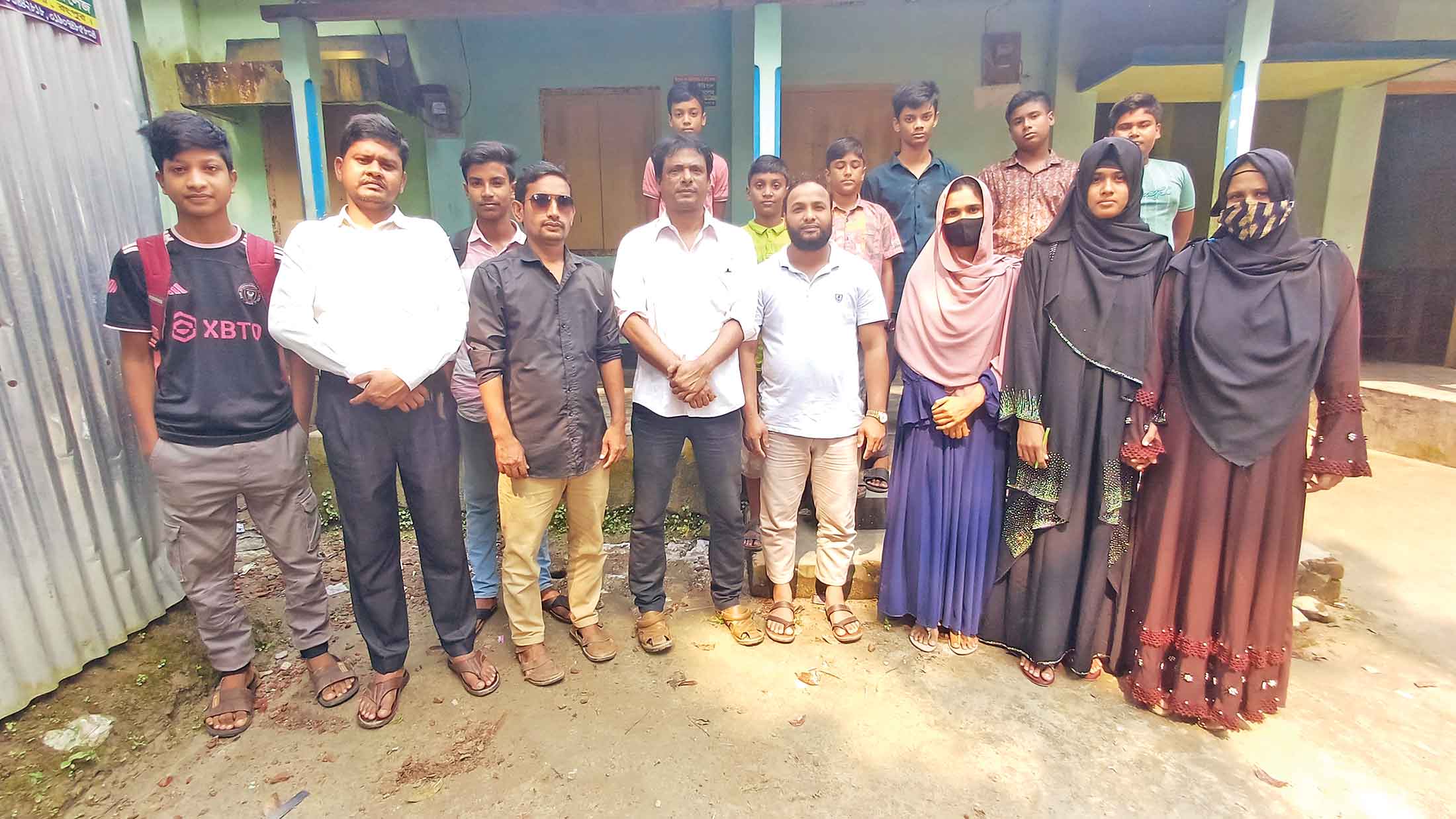 নাগেশ্বরীতে বাল্যবিয়ে ও মাদকবিরোধী আলোচনা