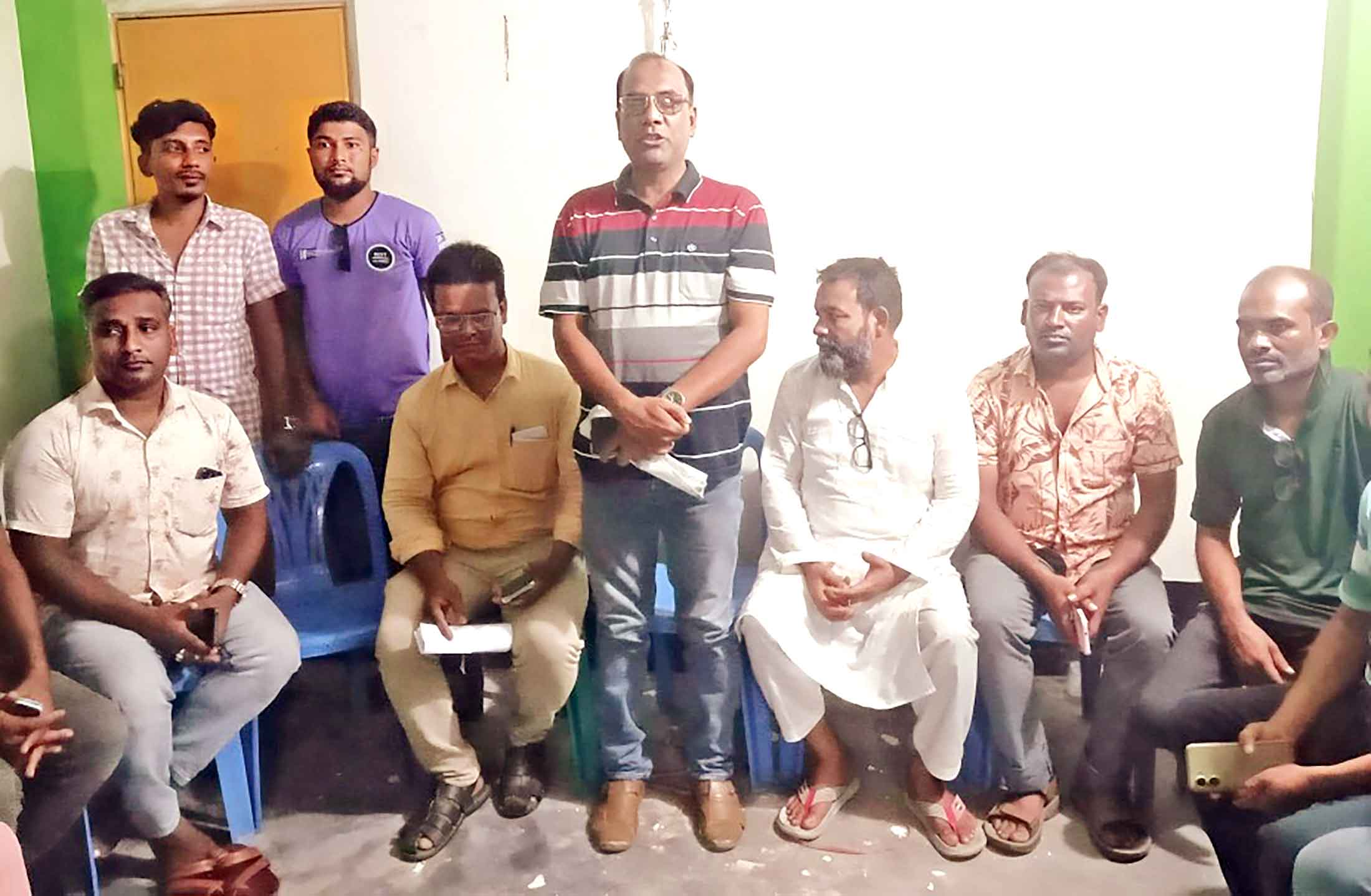 মিরপুরে গঠিত হলো কার্যকরী কমিটি ও বাল্যবিবাহ রোধে আলোচনা সভা