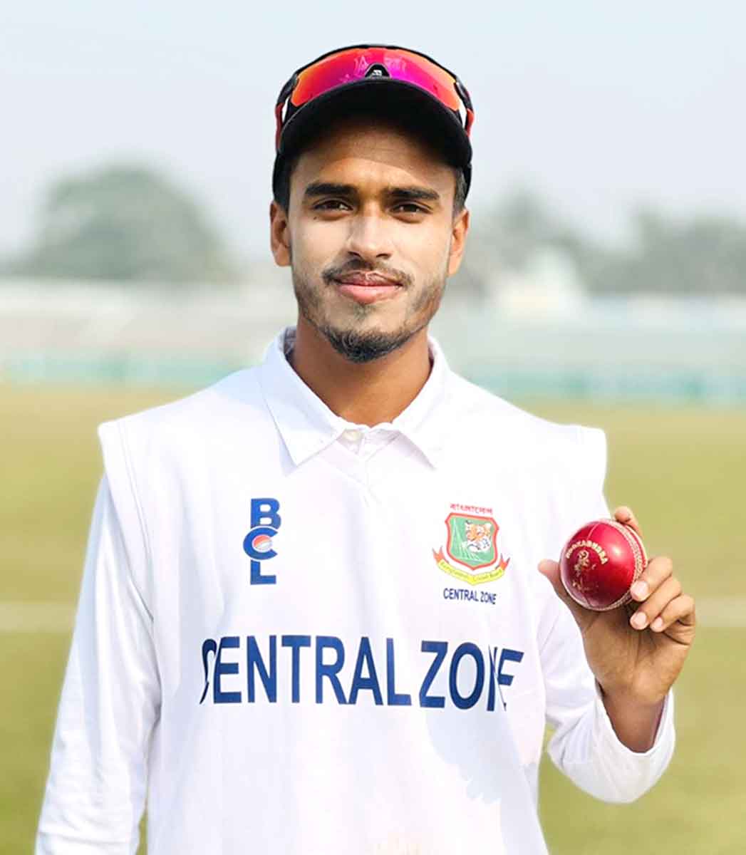 মিরপুর টেস্টে সাকিবের পরিবর্তে দলে মুরাদ