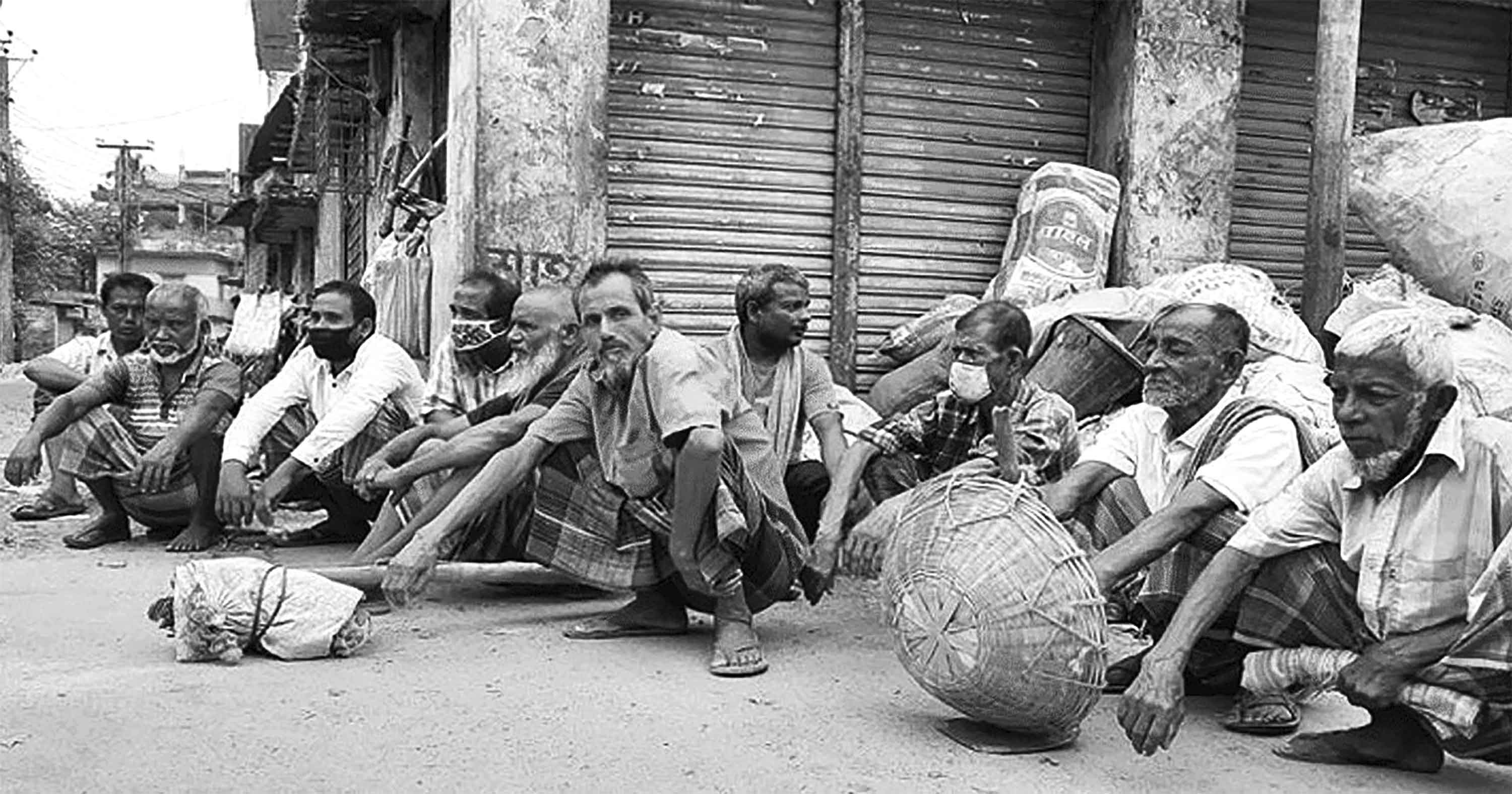 দারিদ্র্যমুক্ত দেশ গড়তে হবে