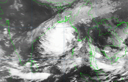 বঙ্গোপসাগরে ঘূর্ণিঝড় ‘ডানা’,  বাড়ল সতর্কসংকেত