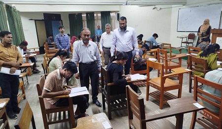 পবিপ্রবিতে কৃষি গুচ্ছ ভর্তি পরীক্ষা অনুষ্ঠিত, অর্ধেক শিক্ষার্থীই অনুপস্থিত 