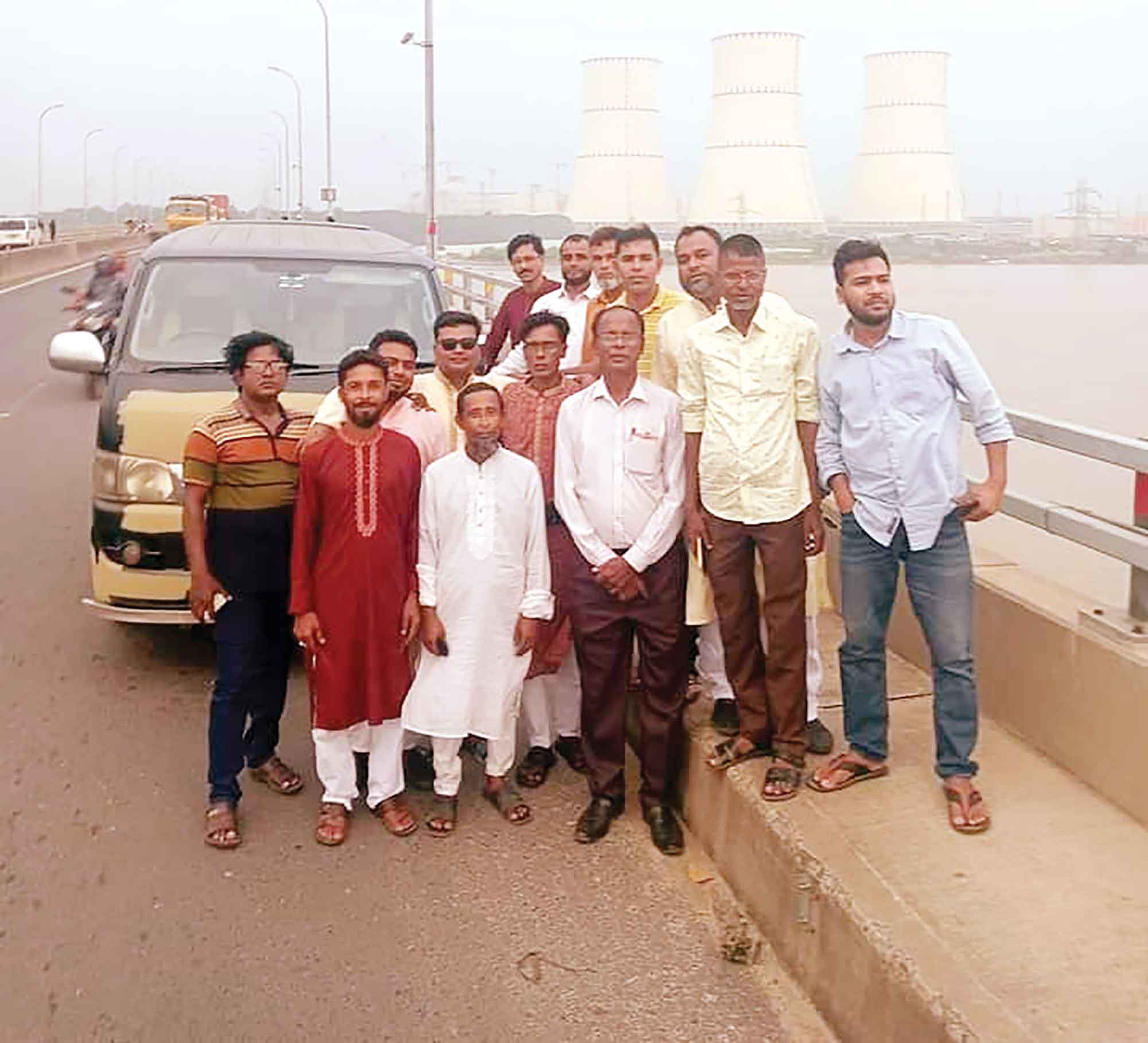ভূঞাপুরের বন্ধুরা লালনের বাড়ি ভ্রমণে