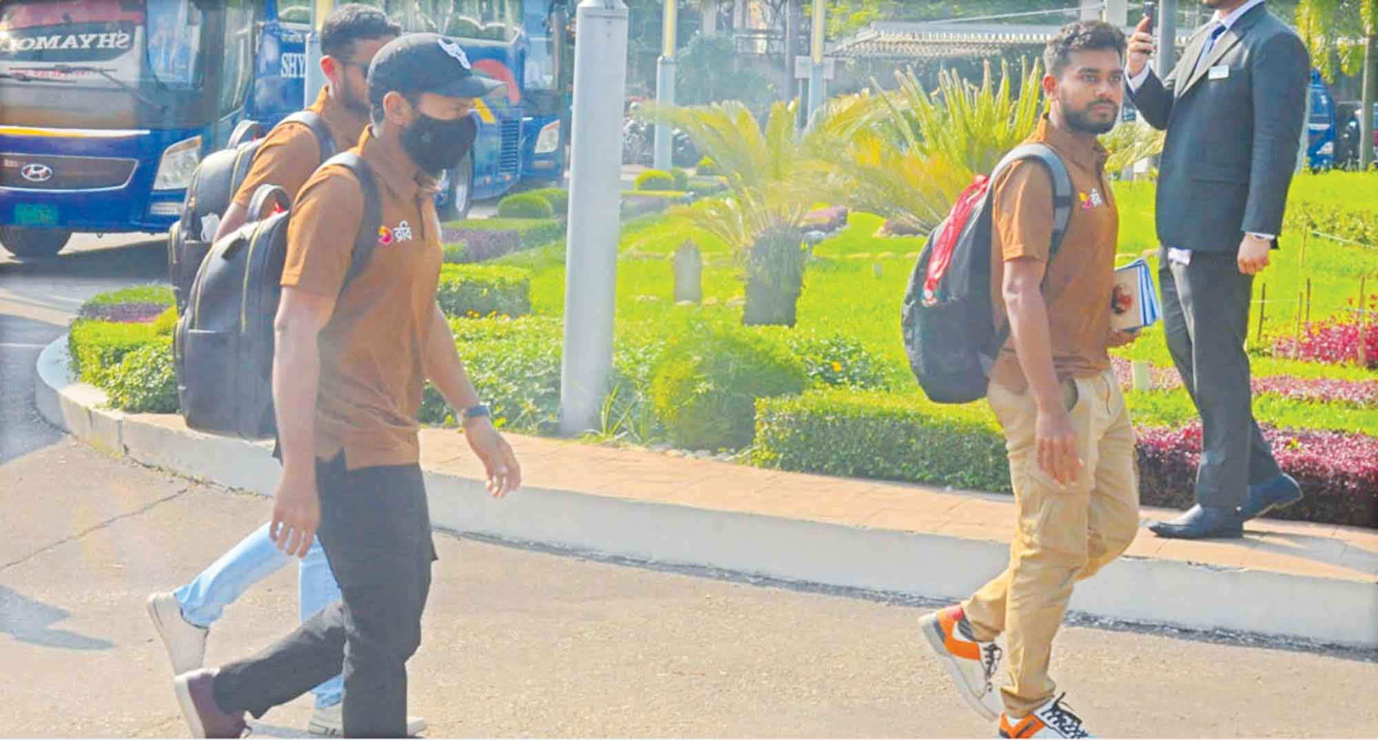 চট্টগ্রামে পৌঁছেছে বাংলাদেশ ও দক্ষিণ আফ্রিকা দল