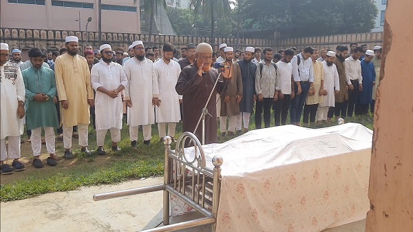 শিবির সভাপতির মায়ের প্রথম নামাজে জানাজা অনুষ্ঠিত