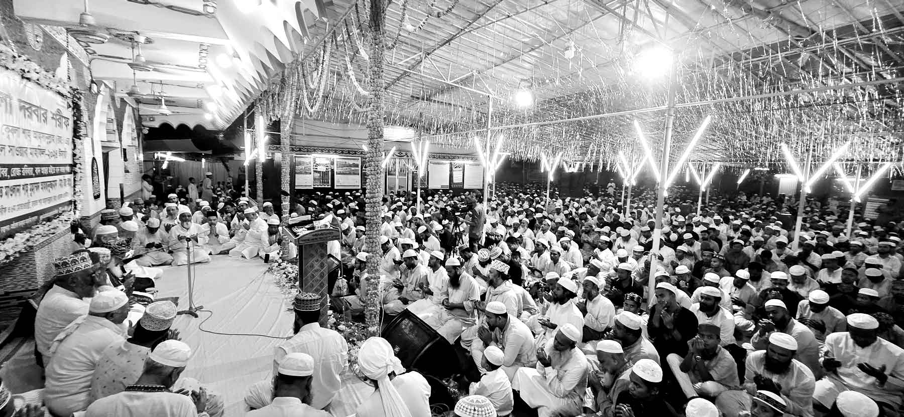 নারিন্দা মশুরীখোলা দরবার শরিফের ৯৯তম ইসালে সাওয়াব মাহফিল অনুষ্ঠিত