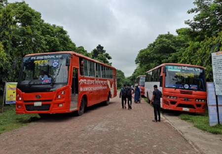 বেরোবির উপহারের বাস বিক্রির অভিযোগ, তদন্ত কমিটি গঠন
