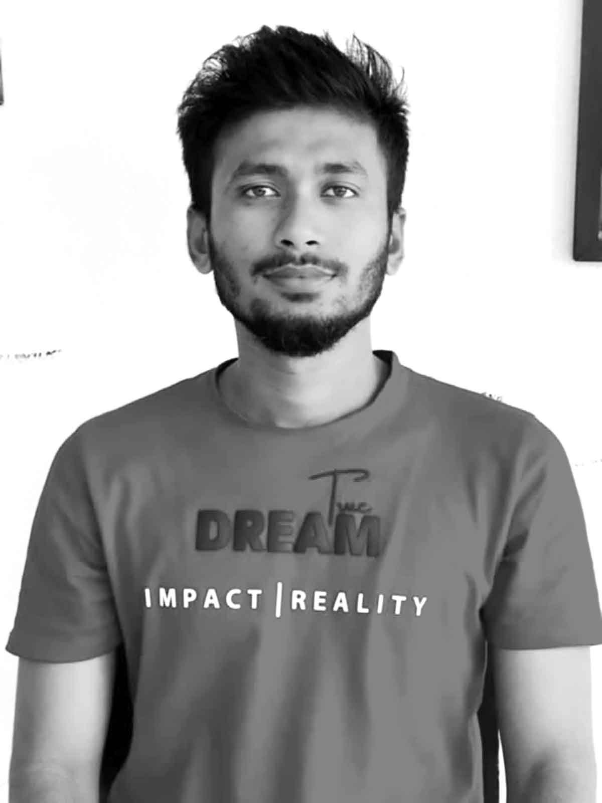 ব্যস্ত সময় পার করছেন জাহিদ